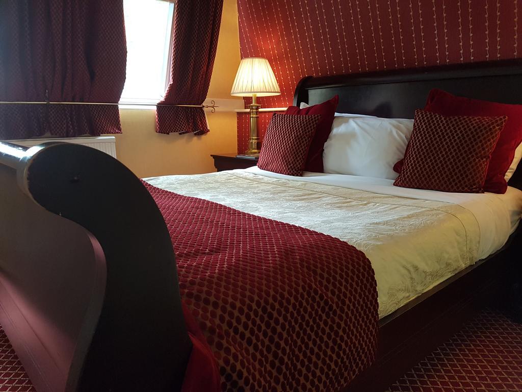 Carlton Park Hotel Rotherham Bagian luar foto