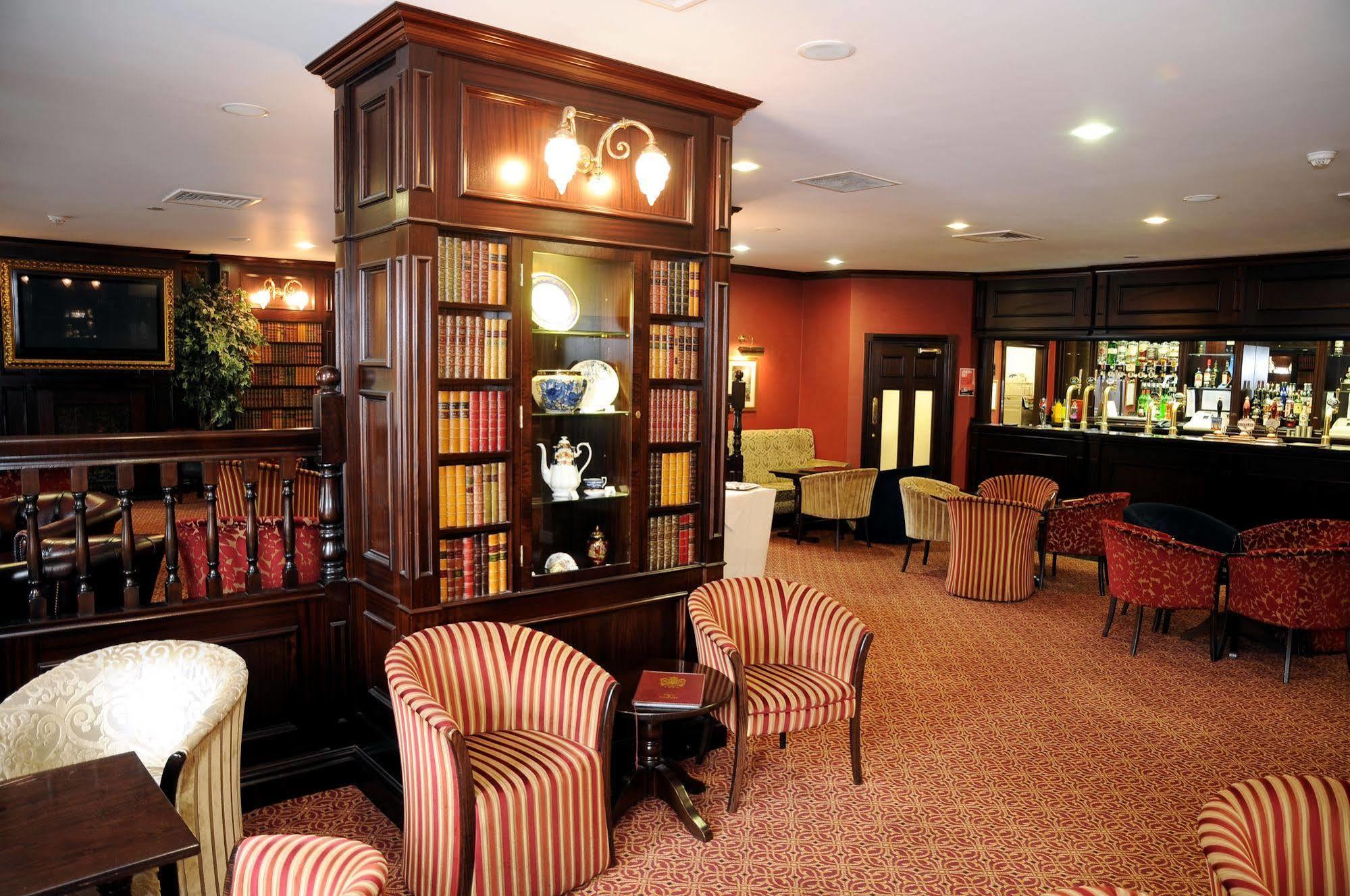 Carlton Park Hotel Rotherham Bagian luar foto